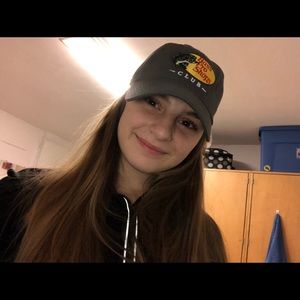 Meet your Posher, Adrianna